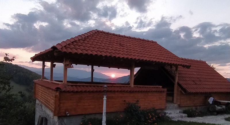 HAMDO'S TOWER- HOUSEHOLDER TUFO AJDARPASIC- PETNJICA